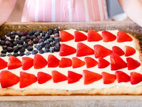 Fruit Pizza Fourth of July Recipe: Patriotic Flag Dessert