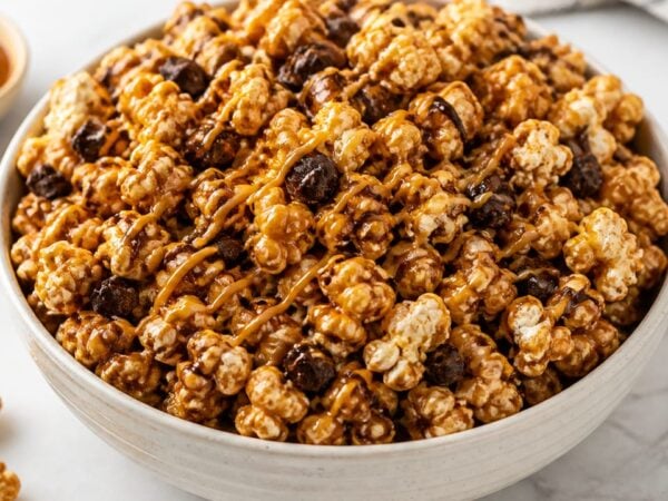 Caramel Caribou Popcorn Recipe You’ll Munch On All Day