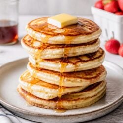 Craving fluffy, golden diner pancakes at home? This diner pancake recipe is foolproof, dreamy, and totally ah-mazing. Let's make a stack! 🥞
