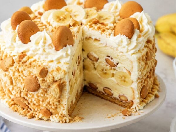 Banana Pudding Cake Recipe: Easy, Moist Cake to Make