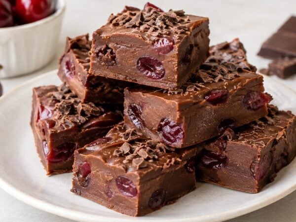 Chocolate Cherry Fudge Recipe That Tastes Chocolate Covered