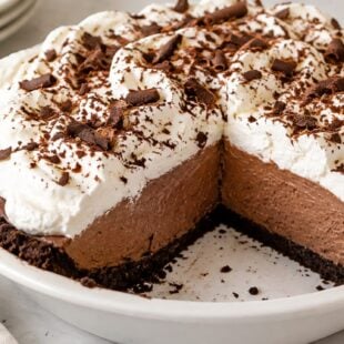 Chocolate Cream Pie Recipe Made Last for App-Worthy Dessert
