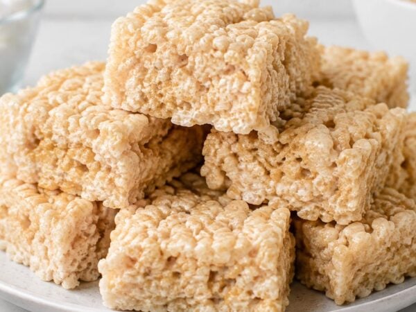 Rice Krispie Treats Recipe: Easy Peanut Butter Krispies