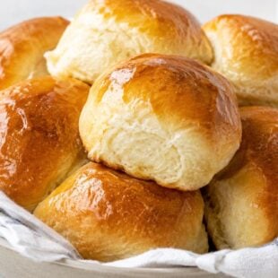 Texas Roadhouse Rolls Recipe With Sweet Honey Butter