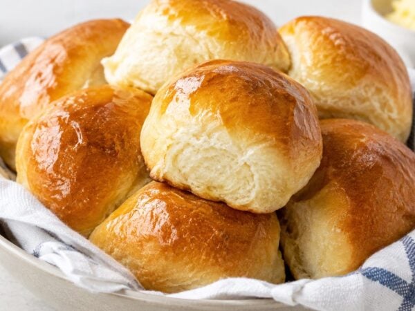 Texas Roadhouse Rolls Recipe With Sweet Honey Butter